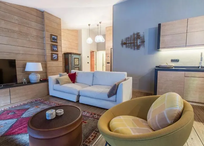 Elegant 3 Bedroom Apartment, * Chamonix